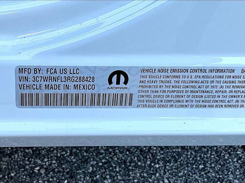 New 2024 RAM 5500 Tradesman w/ Chrome Appearance Group image 16