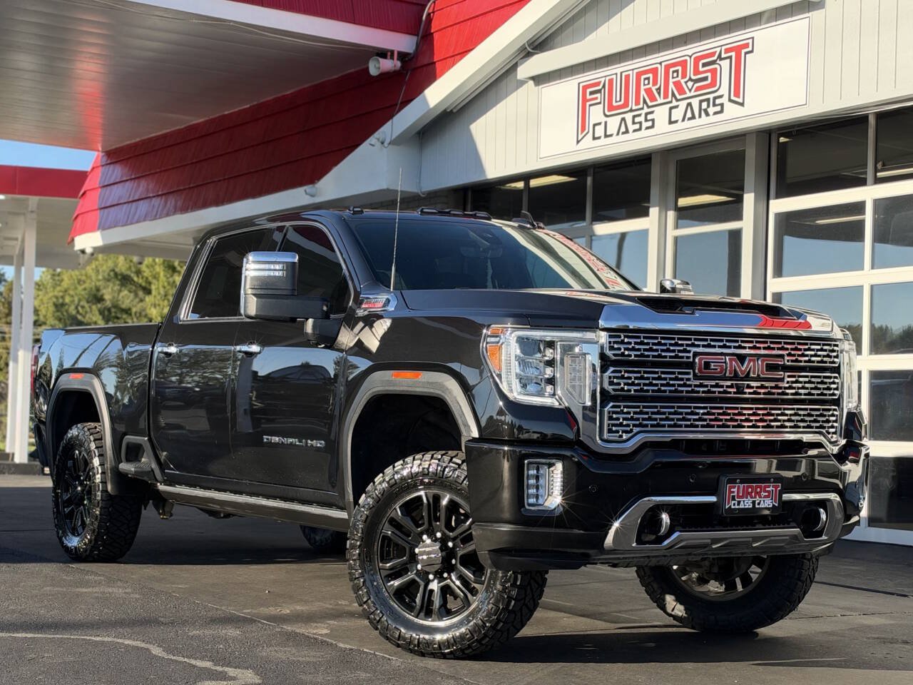 Used 2023 GMC Sierra 3500 Denali w/ Denali Black Diamond Edition AWD/4WD image 1