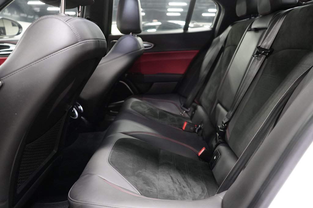 Used 2019 Alfa Romeo Giulia Quadrifoglio w/ Driver Assist Dynamic Package RWD image 27