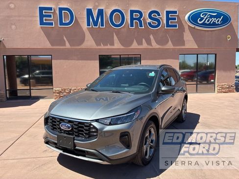 Certified 2025 Ford Escape ST-Line AWD/4WD image 1