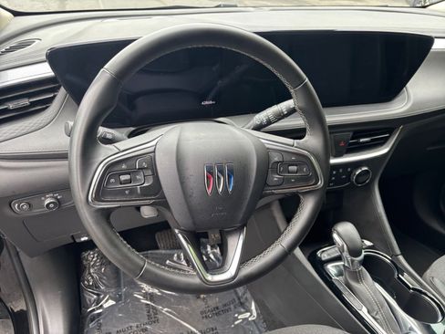 Used 2025 Buick Encore GX Preferred FWD image 27