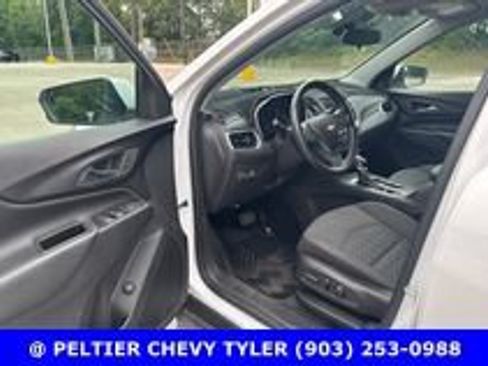 Used 2022 Chevrolet Equinox LT FWD image 11