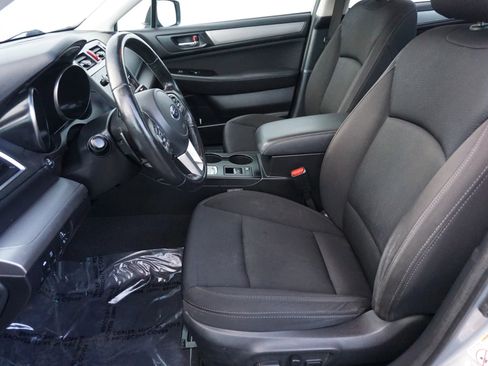 Used 2016 Subaru Legacy 2.5i Premium image 9