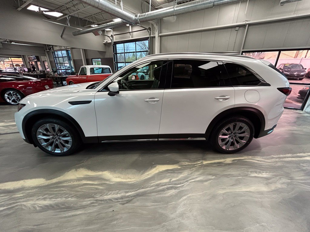 Used 2024 MAZDA CX-90 3.3 Turbo w/ Premium Package AWD/4WD image 38