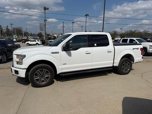 Used 2016 Ford F150 XLT w/ Equipment Group 302A Luxury image 11