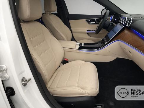 Used 2023 Mercedes-Benz C 300 Sedan w/ Exclusive Trim Package image 10