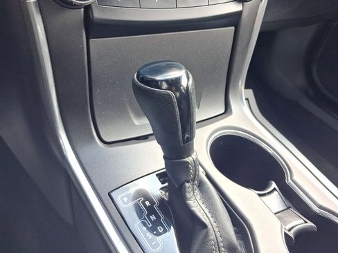 Used 2015 Toyota Camry LE image 19