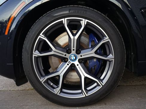 Used 2023 BMW X5 xDrive45e w/ M Sport Package image 34