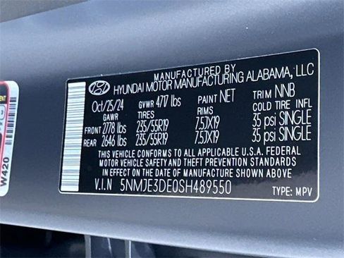 New 2025 Hyundai Tucson Limited image 32