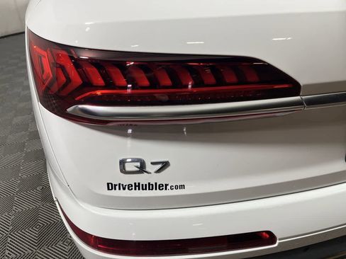 Used 2023 Audi Q7 3.0T Premium image 12