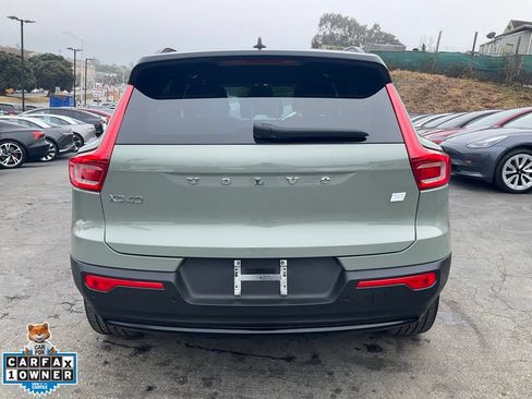 Used 2023 Volvo XC40 Recharge Plus w/ Protection Package Premier AWD/4WD image 4