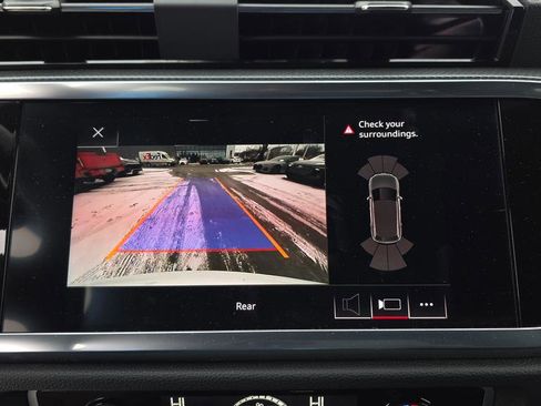 Used 2020 Audi Q3 2.0T Premium Plus image 28