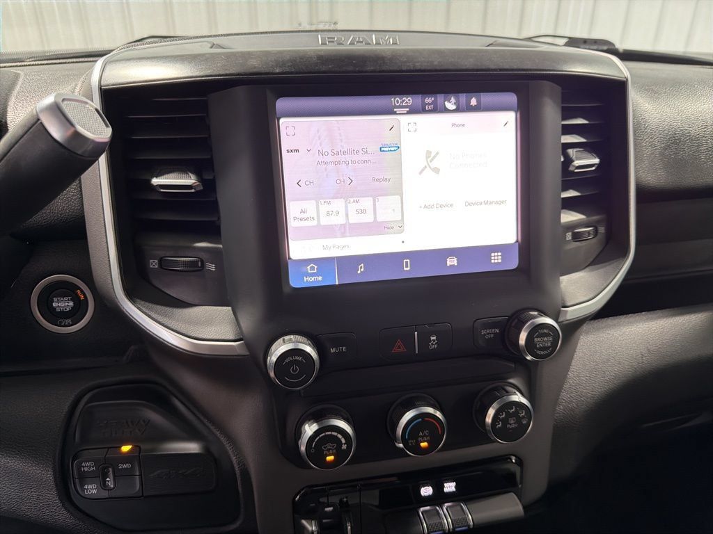 Used 2022 RAM 2500 Big Horn AWD/4WD image 26