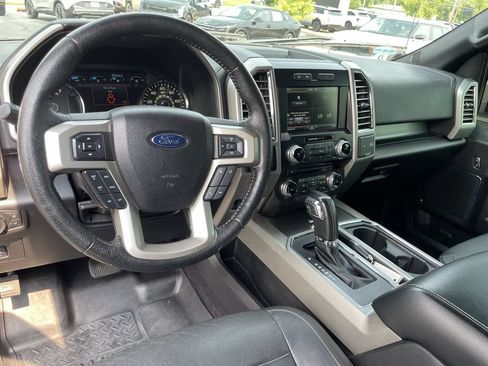 Used 2015 Ford F150 Lariat w/ Equipment Group 501A Mid AWD/4WD image 10