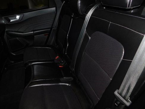 Used 2022 Ford Escape SEL w/ Technology Package image 12