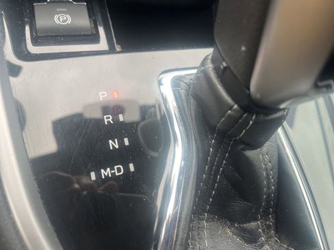 Used 2024 Subaru Outback Premium AWD/4WD image 16