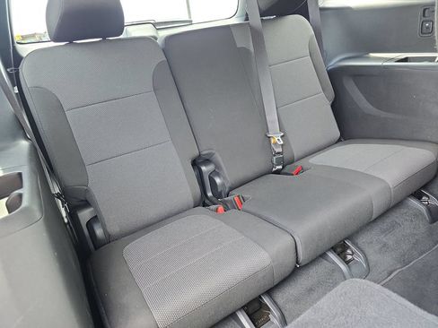 Used 2023 Chevrolet Traverse LT FWD image 12