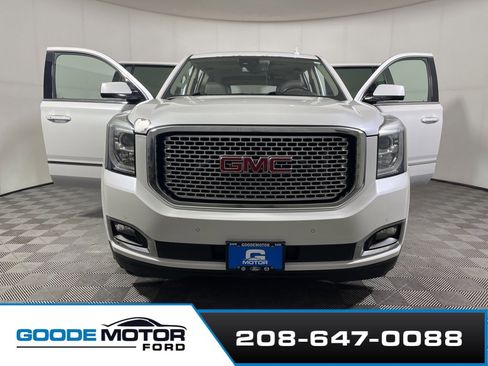 Used 2016 GMC Yukon XL Denali w/ Open Road Package image 9