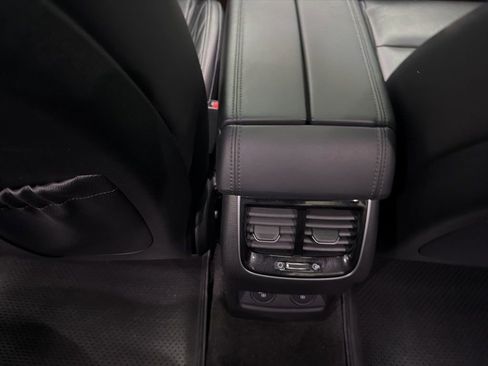 Used 2020 Kia Cadenza Limited image 24