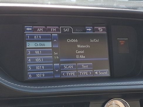 Used 2013 Lexus ES 300h w/ Luxury Pkg FWD image 18