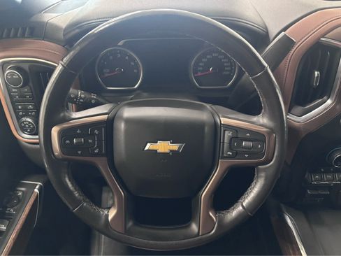 Used 2021 Chevrolet Silverado 1500 High Country w/ Technology Package AWD/4WD image 18
