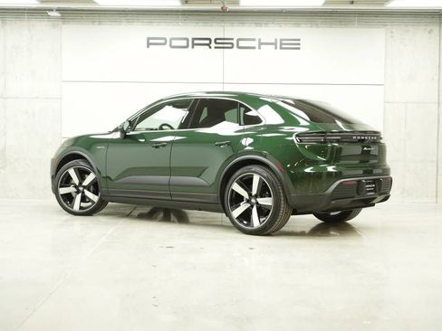 New 2026 Porsche Macan 4S Electric AWD/4WD image 3