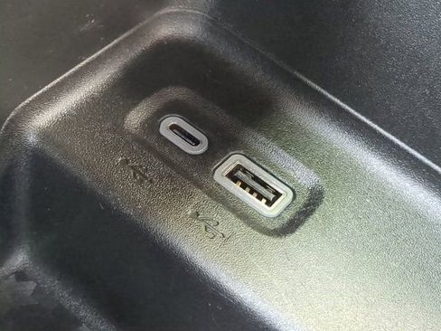 Used 2024 Chevrolet Colorado W/T image 20