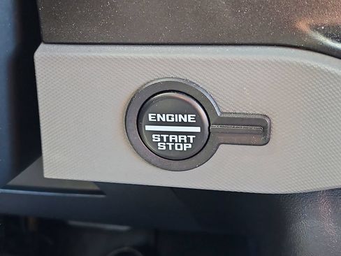 Used 2022 Ford Bronco Big Bend w/ Sasquatch Package AWD/4WD image 24