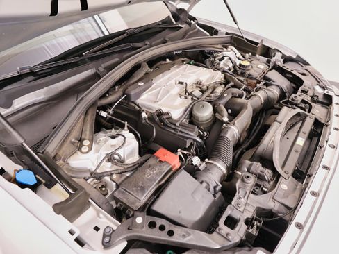 Used 2020 Jaguar F-PACE SVR image 59