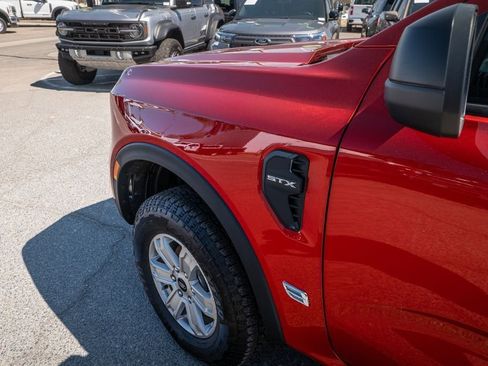 Used 2024 Ford Ranger XL image 12