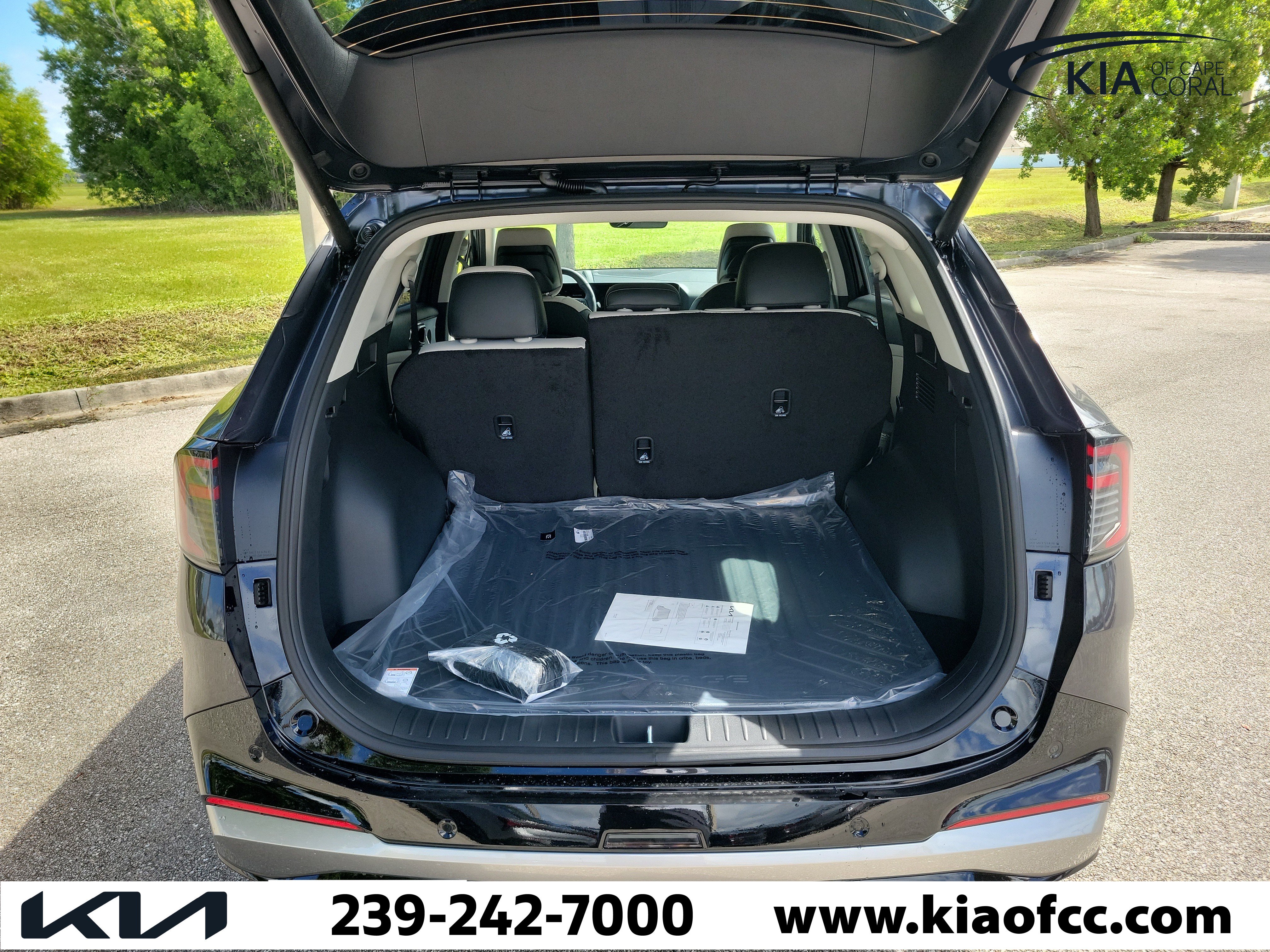 New 2027 Kia Sportage SX FWD image 9