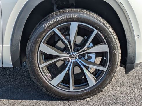 New 2026 Volkswagen Atlas SEL Premium R-Line AWD/4WD image 10