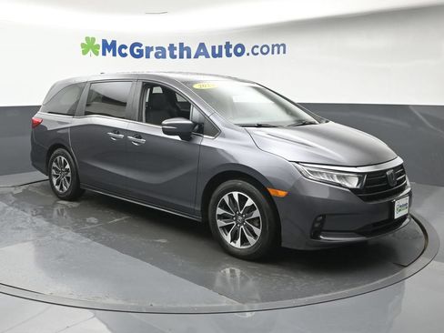 Used 2024 Honda Odyssey EX-L image 2