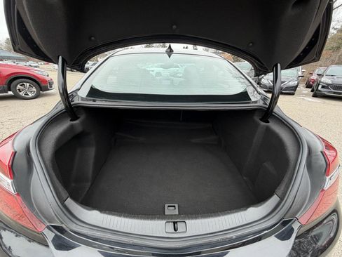 Used 2017 Buick Regal Premium w/ Driver Confidence Package #2 image 27