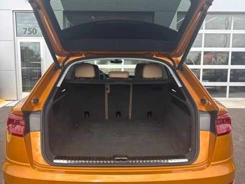 Used 2019 Audi Q8 Prestige w/ Towing Package AWD/4WD image 11