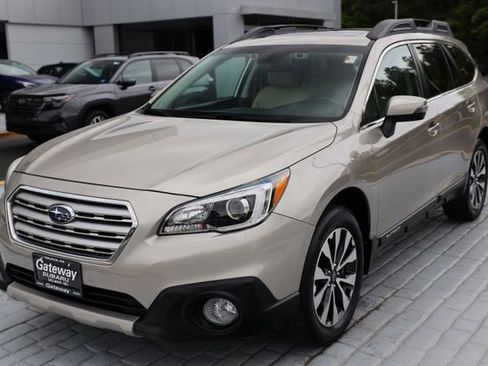 Used 2017 Subaru Outback 2.5i Limited AWD/4WD image 1