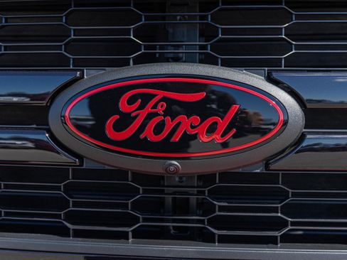 New 2025 Ford F150 Lariat w/ Equipment Group 501A Mid image 11