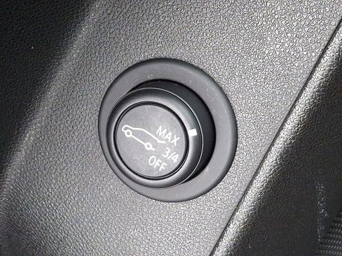 Certified 2023 Chevrolet Equinox LT image 27