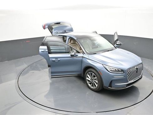 Used 2024 Lincoln Corsair FWD w/ Equipment Group 101A image 33