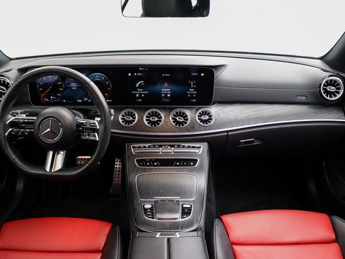 Used 2023 Mercedes-Benz E 450 Coupe image 31