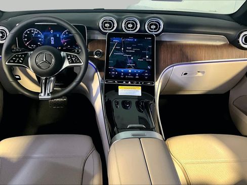 New 2026 Mercedes-Benz GLC 300 4MATIC image 7