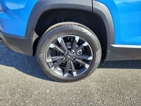 New 2026 Chevrolet Equinox RS w/ Convenience Package III FWD image 5