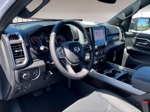 New 2026 RAM 1500 Big Horn w/ Night Edition AWD/4WD image 7