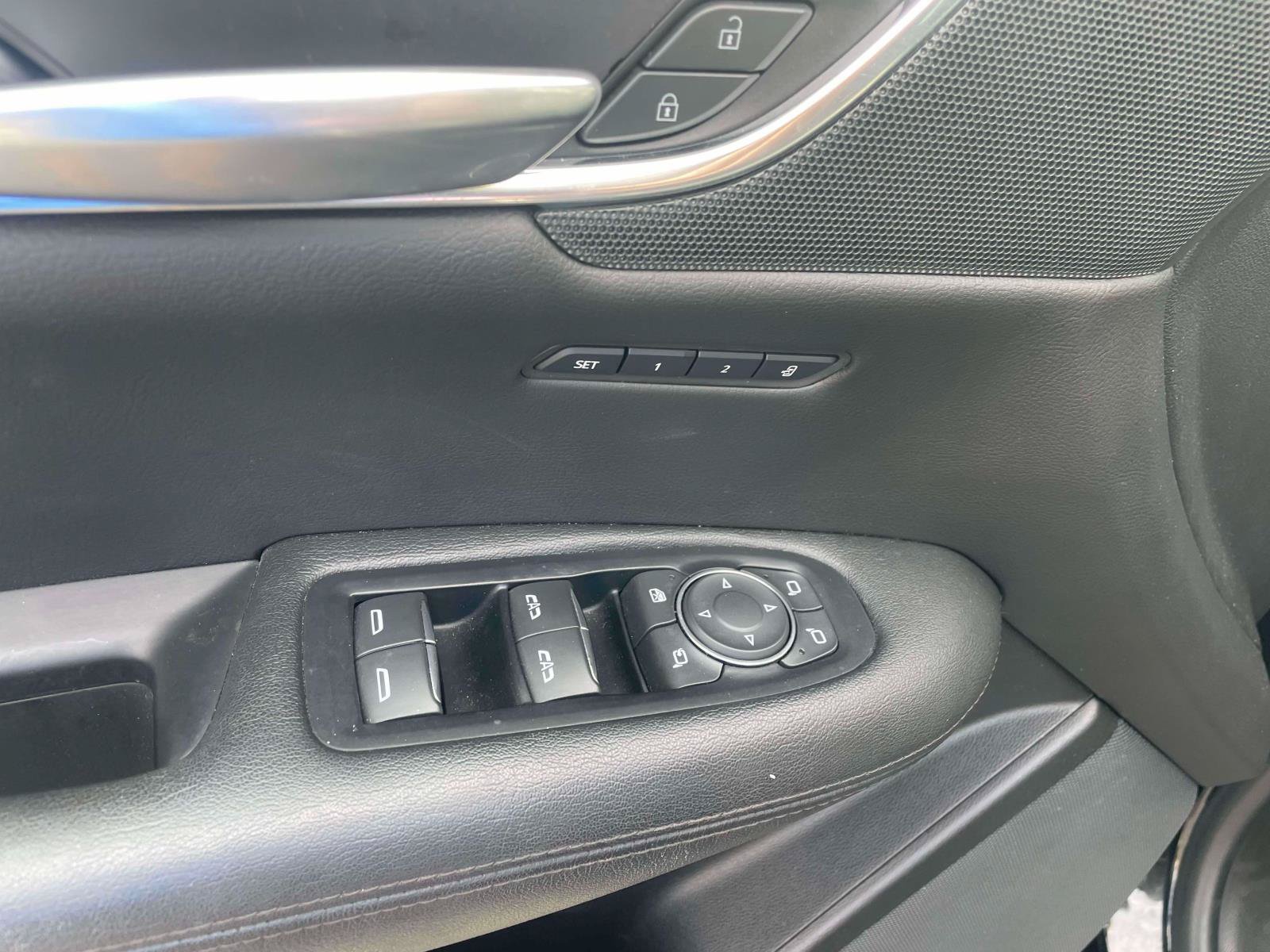 Used 2019 Cadillac XT5 Luxury FWD image 12