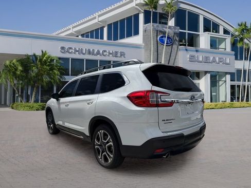 Used 2025 Subaru Ascent Limited AWD/4WD image 5