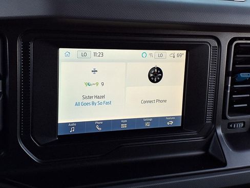 Used 2022 Ford Bronco Black Diamond image 9