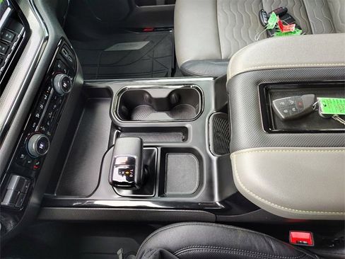 Used 2022 Chevrolet Silverado 1500 ZR2 w/ Technology Package image 26