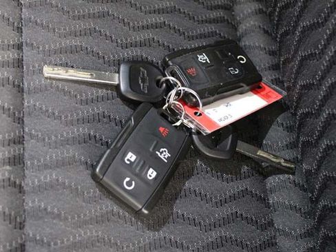 Used 2019 Chevrolet Tahoe LS AWD/4WD image 17