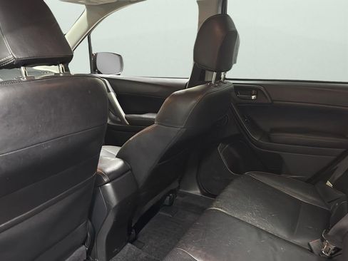 Used 2014 Subaru Forester 2.0XT Touring w/ Popular Package #2 image 28