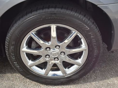 Used 2007 Buick Lucerne CXL FWD image 41